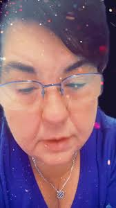 Connie Lilly Lewis (@connielillylewis)