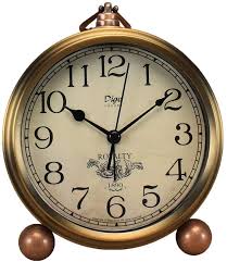 Maxspace Metal Golden Table Clock Retro Vintage Non Ticking Small Alarm Clock Battery Operated Silent Quartz Movement Hd G In 2020 Table Clock Small Alarm Clock Clock