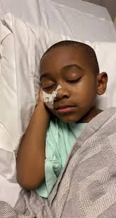 Child gagging reflexes and behavioral delays