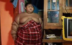 El Nino Mas Gordo Del Mundo Baja Mas De 100 Kilos Y Vuelve A Jugar En La Escuela Indonesia The Epoch Times En Espanol