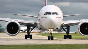It is the world's largest twinjet. Boeing 777 300 Er S Stunning Close Up Departures Youtube