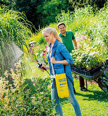 Founded in a small garden shed in gütersloh in northwestern germany, the company devoted its efforts towards the development of crop protection. Startseite Gloria