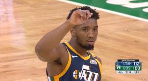 Donovan mitchell tweets out hilarious gif after watching his teammate drain 5 threes in the 1st qtr. Le Jazz Joue Une Belle Partition A Boston La Reaction Attendue Est La Desormais Il Faut Enchainer