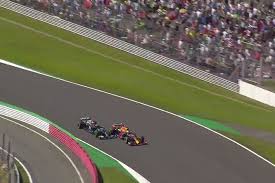 The drivers touched at least twice as hamilton tried to slip past verstappen for the lead. Fknhfyq Pivqqm