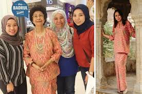 We did not find results for: Bila Badrul Bicara Tun Siti Hasmah Penggemar Baju Kurung Kedah Beli Online Je Skop Rojak Daily