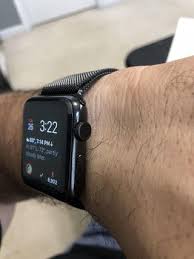 What Red Dot 232 Vinyl Cutout Made This Watch Much More Attractive Applewatch Apple Watch Red Dots Cutout