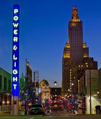 Power And Light District A Lot Of Fun Bars And Restaurants Great Kansas City Power And Light Kansas City Missouri Kansas City