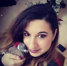 A Dicembre, mentre mi facevo i cazzi miei, mi ritrovo sui giornali la  notizia del secolo. A quanto pare a Las Vegas sono stati avvistati piccioni  con dei cappelli da Cowboy. Dato