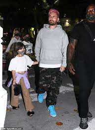 Scott disick gives amelia hamlin an extravagant gift on her birthday which is said to have moved her to tears. Gray Australiannewsreview