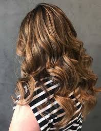 The softness of blonde highlights go extremely well with the versatility of medium, sandy brown hair. 30 Best Highlight Ideas For Dark Brown Hair