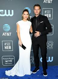 She enjoyed baking and giving away her baked goods to. Freedomroo Selling Sunset Star Chrishell Stause And Ex Husband Justin Hartley Reach Divorce Settlement Australiannewsreview