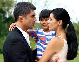 La ora 20:00 toti trebuie sa ne asezam comod in fotolii, sa avem floricelele aproape si sa fim ochi si urechi la noile episode. Ziua In Care Mi S A Scris Destinul Beitrage Facebook