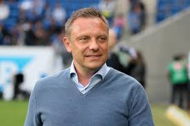 André breitenreiter stellt seine persönliche traumelf vor. Hannover 96 Doch Noch Mehrere Neue Profi Vertrag Fur Hendrik Weydandt Sportwetten24 Com