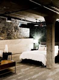 Letti testiere letto materassi toppers materasso cuscini letto trapunte e piumini biancheria da letto reti e basi letto. Idee E Consigli Per Una Camera Da Letto Industrial Westwing