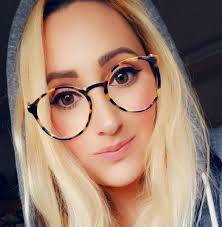 Best karaoke spots near Boundary Cone area