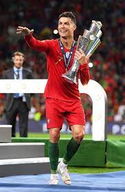 Cristiano ronaldo, immer noch kapitän und immer noch die treibende kraft, hat mittlerweile an vier europameisterschaften und vier weltmeisterschaften teilgenommen, aber ist noch immer durstig nach erfolg. 44 Cristiano Ronaldo Portugal Ideas Cristiano Ronaldo Portugal Cristiano Ronaldo Ronaldo