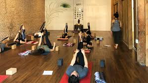 Find directions, yoga classes, yoga teachers and schedules at our downtown la yoga studio located in los angeles, ca. Lalala Jivamukti Yoga Los Angeles La Yoga Magazine Ayurveda Health