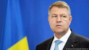 Klaus werner iohannis was born on june 13, 1959, in sibiu, romania to a transylvanian saxon family. Kommentar Klaus Iohannis Geht Schritt Fur Schritt Aber In Welche Richtung Kommentare Dw 15 05 2020