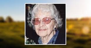 Opal Abbott's Instagram, Twitter & Facebook