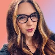 Layne Brown's Instagram, Twitter & Facebook