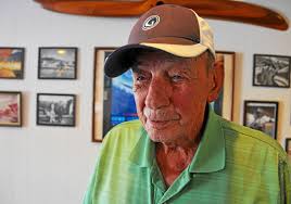 At 86, Pete Esposito is 'still pulling a few Gs' as the oldest regular  flyer at Harriman-and-West