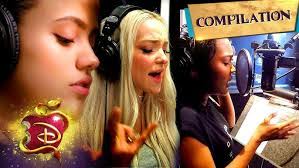 Carson Rey's Instagram, Twitter & Facebook