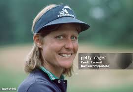 44 Vicki Leonard Photos & High Res Pictures