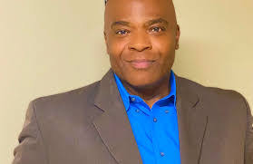 Chris Worth's Instagram, Twitter & Facebook