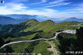 南投 仁愛 俊秀合歡山群峰 層層山巒 無限雲海 台灣風景 空拍攝影記錄 1817box部落格 痞客邦 natural landmarks landmarks travel
