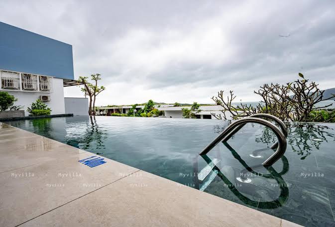 villa Oceanfront Nha Trang có hồ bơi