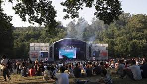 Hotels in paredes de coura start at per night. Organizacao Do Festival Paredes De Coura Adiado Para 2021 Admite Evento No Inverno Cultura Correio Da Manha