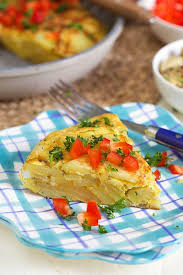 Easy Spanish Omelette Tortilla Espanola The Suburban Soapbox Recipe In 2020 Spanish Omelette Tortilla Espanola Mexican Food Recipes