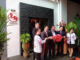 Stream tracks and playlists from wilson tan yee ming on your desktop or mobile device. Meja Rasa Kk Blog Media Tossed Healthy Prosperity Yee Sang To Good Fortune At Promenade Hotel Kota Kinabalu S Newly Refurbished Dynasty Chinese Restaurant