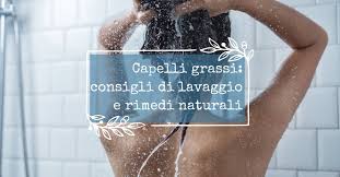 Tuttavia, gli esperti tricologi che si occupano di studiare e curare le malattie del derma e dei capelli, affermano che purificare la … Capelli Grassi Consigli Di Lavaggio E Rimedi Naturali Alpiflora