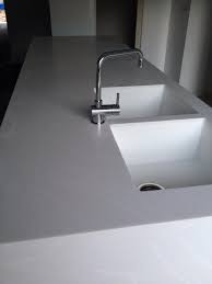 corian in venaro white warming effect