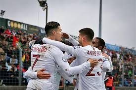 ويقدم كورة 365 لمتابعيه مشاهدة مباراة منتخب إسبانيا والبرتغال بث مباشر اليوم، وذلك مع انطلاق صافرة البداية المقرر لها في تمام الساعة 8:30 مساءً بتوقيت مكة المكرمة. Ù…ÙˆØ§Ø¹ÙŠØ¯ Ù…Ø¨Ø§Ø±ÙŠØ§Øª Ø§Ù„ÙŠÙˆÙ… Ø§Ù„Ø«Ù„Ø§Ø«Ø§Ø¡ 30 3 2021 ÙˆØ§Ù„Ù‚Ù†ÙˆØ§Øª Ø§Ù„Ù†Ø§Ù‚Ù„Ø© Ø§Ù„Ø¨Ø±ØªØºØ§Ù„ ØªÙˆØ§Ø¬Ù‡ Ù„ÙˆÙƒØ³Ù…Ø¨ÙˆØ±Ø¬ ÙˆØ§Ù„Ø³Ø¹ÙˆØ¯ÙŠØ© Ø£Ù…Ø§Ù… ÙÙ„Ø³Ø·ÙŠÙ† Ø¨Ø·ÙˆÙ„Ø§Øª