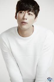 Namgoong Min On We Got Married There S No Chance Of Dating Hong Jin Young Off Screen Namgoong Min Goong Korean Actors