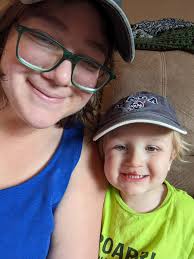 Are there single moms interested in sharing a house or apartment in  Gresham/Troutdale?