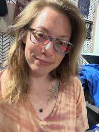 store owner sets boundaries for being closed