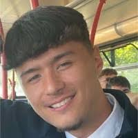 Daniel Blunt's Instagram, Twitter & Facebook