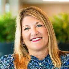 Alison Parra's Instagram, Twitter & Facebook