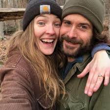 Caroline Montgomery and J Gamble's Wedding Registry