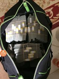 Finders Keepers Buyer Finds 7 5 Million In Cash Inside Ca Storage Unit Storage Unit The Unit Storage