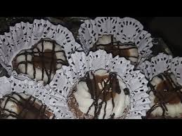ڨاطو سهل بدون طبخ بذوق الجوز باشكال مختلفة وكمية وفييرة حلويات العيد gateau sans cuisson youtube halloween wreath wreaths decor