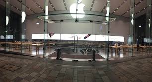 Apple Store In Tokyo Begins Setting Up Iphone 6s Display Models