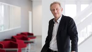 Rtsinfo offre, 24 heures sur 24, un suivi complet de l'actualité en suisse et dans le monde. Christophe Chaudet Nomme Directeur Du Departement Actualite Et Sports De La Rts Radio Television Suisse Romanderadio Television Suisse Romande