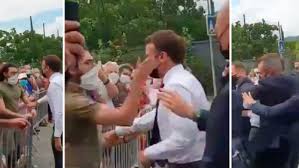 La prison désigne le lieu où des personnes purgent une peine d'emprisonnement. Macron Gifle Quatre Mois De Prison Ferme Pour Le Prevenu Avec Mandat De Depot