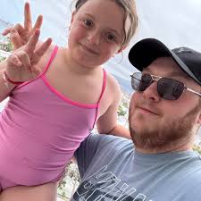 Not sure if anyone can help when I go to the newspaper everyone's stuff is  already sold I've got my whole shop up for sale and no one's bought  anything I've logged