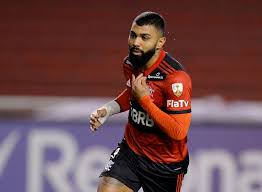 Gabriel barbosa is a center forward footballer from brazil who plays for flamengo in pro evolution soccer 2020. Gabriel Barbosa E Volta De Daniel Alves Sao Novidades Para Jogos Contra Equador E Paraguai Istoe Dinheiro