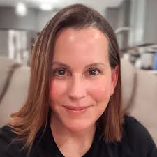 Melissa Feathers (@feathers_101)